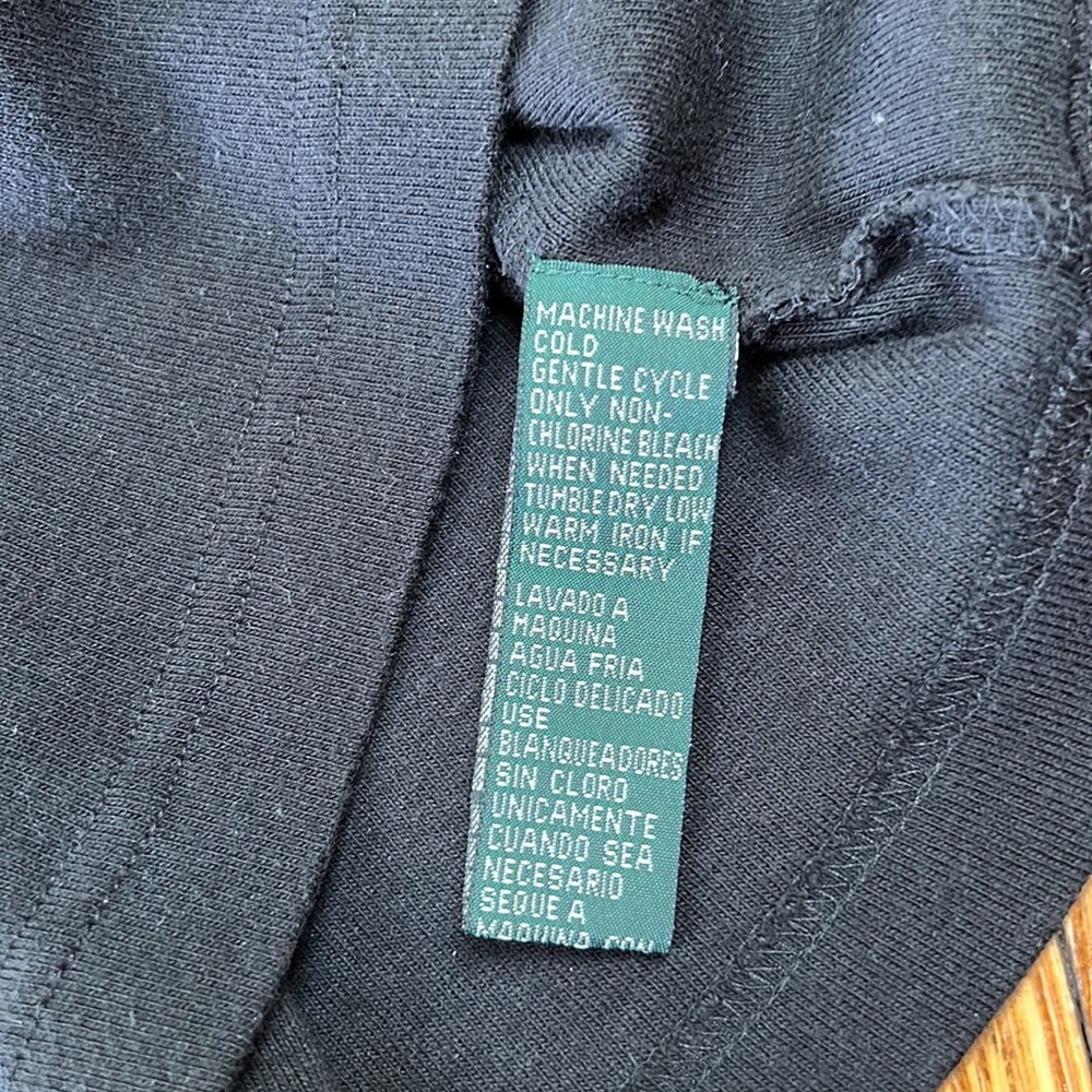 Lauren Ralph Lauren black tee. Green label, size Large. Good used condition. - Picture 3 of 8